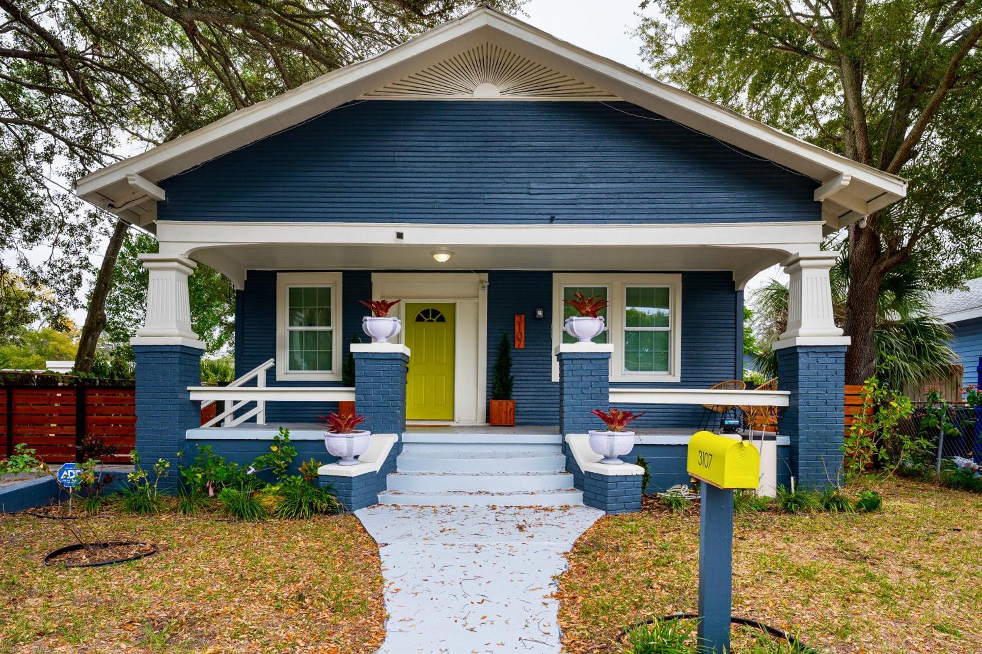 The Green Door In Ybor Tampa Esterno foto